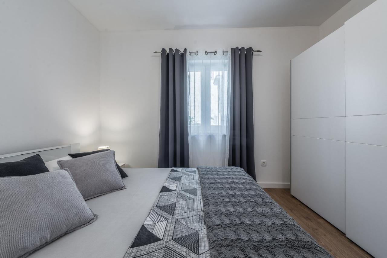 Holiday Home Bajlo Apartment With Three Bedrooms Zadar Buitenkant foto