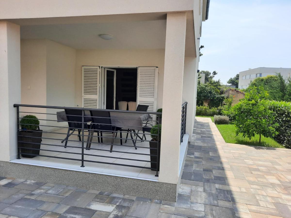 Holiday Home Bajlo Apartment With Three Bedrooms Zadar Buitenkant foto