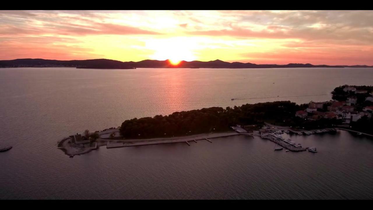 Holiday Home Bajlo Apartment With Three Bedrooms Zadar Buitenkant foto